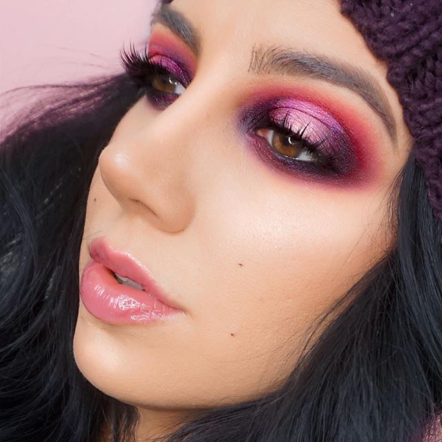 .L❤️VE.
New video tonight with the @natashadenonabeauty Love palette! (Wearing @fentybeauty Fu$$y on the lips too btw)
.
.
#natashadenona #natashadenonalovepalette #valentinesmakeup #haloeyeshadow #fentyglossbomb .L❤️VE.
New video tonight with the @natashadenonabeauty Love palette! (Wearing @fentybeauty Fu$$y on the lips too btw)
.
.
#natashadenona #natashadenonalovepalette #valentinesmakeup #haloeyeshadow #fentyglossbomb