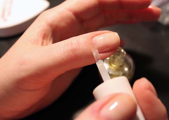 cuticle_care_2